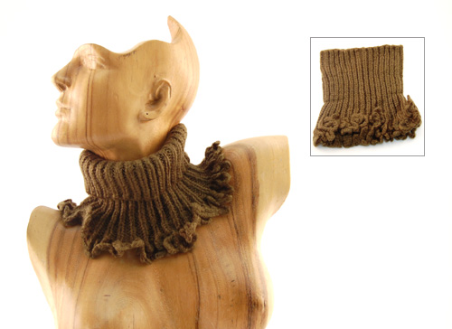 SCALDACOLLO IN LANA CON RISVOLTO - Image 7