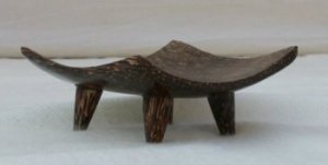 VASSOIO IN COCCO JAPAN CM 10X10 CON PIEDINI