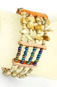 BRACCIALETTI 4 FILI CON PERLINE E PIETRE