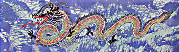 BATIK DRAGONE SFONDO BLU AUTORE ANDRE CM 45X150 ORIZZONTALE