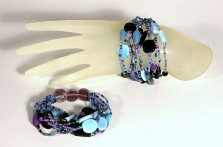 BRACCIALI ELASTICI 12 FILI CON PERLE IN VETRO - Image 28