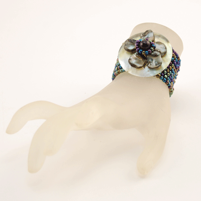 BRACCIALI ELASTICI CON FIORE MADREPERLA - Image 31