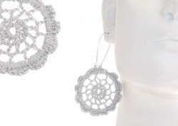 ORECCHINI IN COTONE A UNCINETTO CM 5