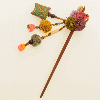 FERMACAPELLI SPILLONE POM POM - Image 5