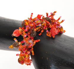 BRACCIALI CORALLO CON PERLE IN VETRO