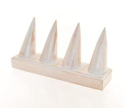 ESPOSITORE IN LEGNO PER ANELLI 4 CONI 16 X 4 X 8 CM