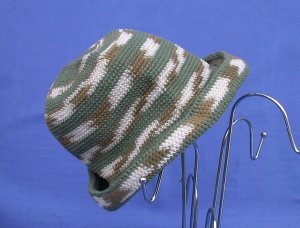 CAPPELLO DA DONNA A UNCINETTO MULTICOLOR - Image 3