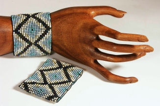 BRACCIALI ELASTICI MICROPERLINE DISEGNI ETNICI - Image 3