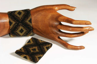 BRACCIALI ELASTICI MICROPERLINE DISEGNI ETNICI - Image 2