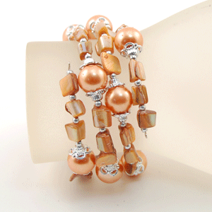 BRACCIALI IN METALLO E MADREPERLA COLORATE - Image 4