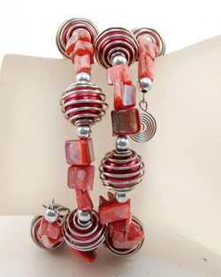 BRACCIALI IN METALLO E MADREPERLA COLORATE - Image 5