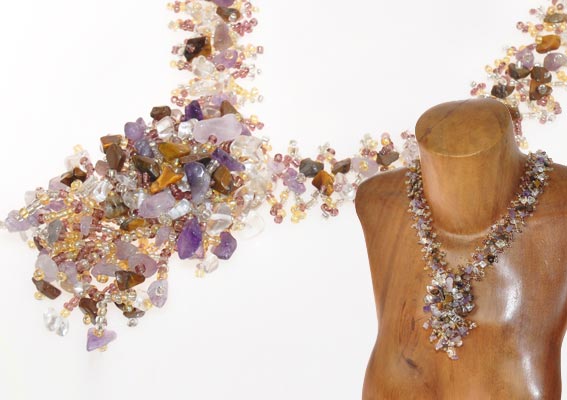 COLLANE NET STONES FLOWER - Image 6