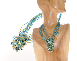 COLLANE PERLINE 9 FILI CON CIONDOLO FULL STONE