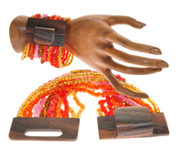 BRACCIALI ELASTICI PERLINE STRIPE E FIBBIA IN LEGNO