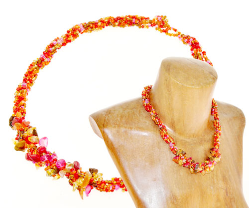 COLLANE CON PERLINE INTRECCIATE E PIETRE - Image 19