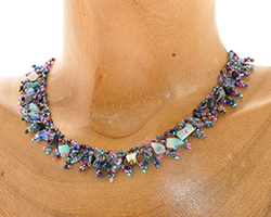 COLLANE NET STONE SETENGAH