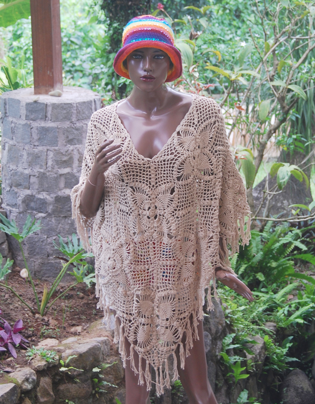 PONCHO LARGO IN COTONE LAVORATO AD UNCINETTO MOTIVO FIORE - Image 2