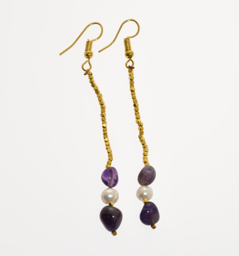 ORECCHINI CON PIETRE DURE E PERLE DI FIUME IN METALLO GOLD PLATED A CATENELA LUNGA - Image 2