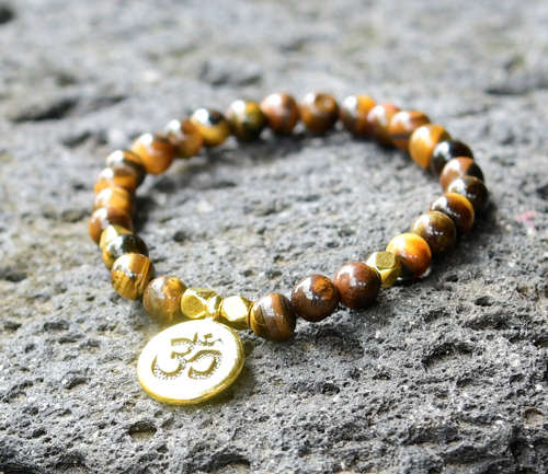 BRACCIALE ELASTICO CON PERLE IN PIETRA DURA MISURA DONNA 6 MM CON CHARM 0M GOLD PLATED - Image 4