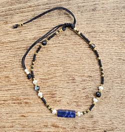 BRACCIALI LINEA SAMARKANDA CON PERLE DI RUDRASKA, PERLE DI FIUME, PIETRE DURE, PERLINE GIAPPONESI E PERLINE IN OTTONE GOLD PLATED MM 6