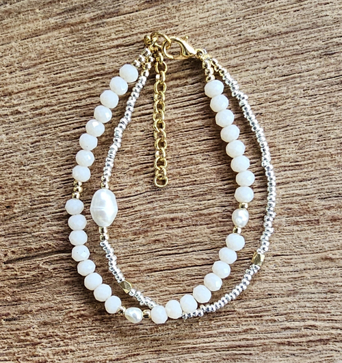 BRACCIALE 2 FILI CON MOSCHETTONE E CATENELLA GOLD PLATED REGOLABILE, PERLINE GOLD E SILVER PLATED, CRISTALLI E PERLE DI FIUME 6 E 4 MM - Image 8