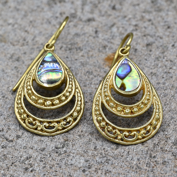 ORECCHINI IN OTTONE CON CONCHIGLIA ABALONE - Image 2