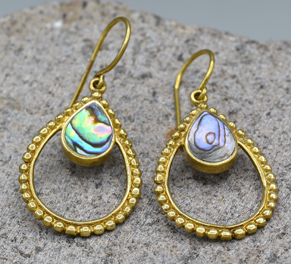 ORECCHINI IN OTTONE CON CONCHIGLIA ABALONE - Image 6