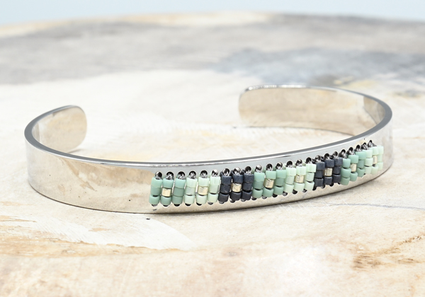 BRACCIALE PLATE BRASS SILVER PLATED CON PERLINE MIUKI 3 RIGHE SQUARE MOTIF - Image 6