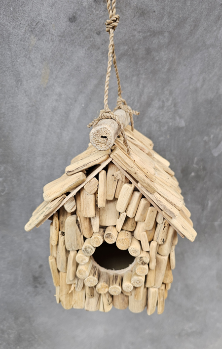 CASETTA PER UCCELLINI DA APPENDERE IN LEGNO RICICLATO DAL MARE E LEVIGATO CON TETTO E COMPENSATO MULTISTRATO CM 22X18X18 - TETTO 4 FACCE - Image 3