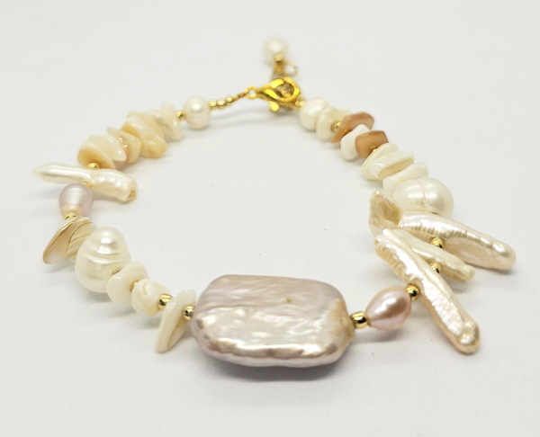 BRACCIALE CON PIETRE DURE E PERLE DI FIUME BAROK, PERLINE GIAPPONESI GOLD PLATED, CHIUSURA A CATENELLA REGOLABILE - STONE E PEARL MIX SHAPES - Image 5