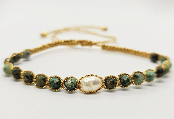 BRACCIALE MACRAME' TAMASHI STYLE CON PIETRE DURE SFACCETTATE AMETISTA 4 MM E PERLA DI FIUME A CHICCO DI RISO MM 6X4 SU CORDINO DORATO GIAPPONESE METALLICO, CHIUSURA REGOLABILE - Image 6