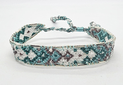 BRACCIALI IN TESSUTO COLORATO LAV. MACRAME CON CATENELLE IN OTTONE SILVER PLATED STILE RECEK KILIM RANTAE