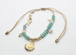BRACCIALE/CAVIGLIERA  STRING CON PERLINE DI VETRO, CHARMS CONCHIGLIA, PIETRE DURE E CAVALLUCCIO MARINO IN METALLO GOLD PLATED