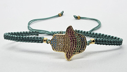 BRACCIALE FULL MACRAME' CON MEDAGLIA SU METALLO GOLD PLATED CON ZIRCONI COLORATI MANO DI FATIMA