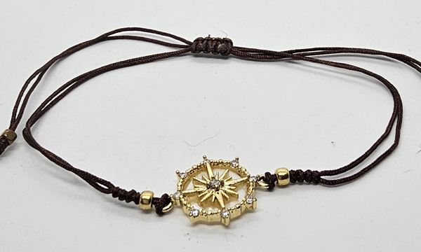 BRACCIALE TEMALI CON CORDINO COLORATO E MEDAGLIA IN METALLO GOLD PLATED CON ZIRCONI E MADREPERLA A FORMA DI BUSSOLA E TIMONE - Image 8