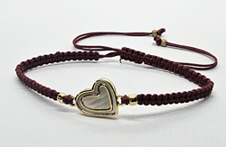 BRACCIALE FULL MACRAME' CON MEDAGLIA CUORE IN METALLO SMALTATO GOLD PLATED CON ZIRCONI E MADREPERLA