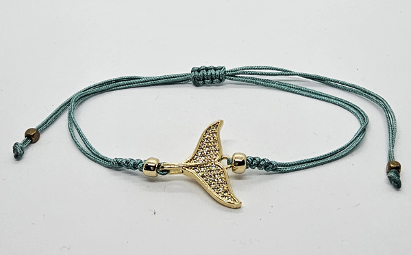 BRACCIALE TEMALI CON CORDINO COLORATO E MEDAGLIA A FORMA DI CODA DI DELFINO IN METALLO GOLD PLATED CON ZIRCONI - Image 10
