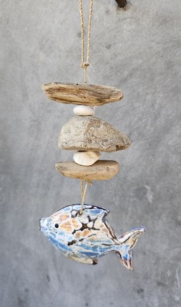 DECORAZIONE DA APPENDERE CM 25/28 CON SASSI, DRIFTWOOD E PESCE INTARSIATO DIPINTO A MANO CON MOTIVO ASTRATTO - Image 2