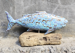 TONNO IN LEGNO DRIFTWOOD  INTARSIATO E DIPINTO A MANO CON COLORI ASTRATTI CM 32X11