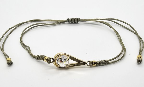 BRACCIALE TEMALI CON CORDINO COLORATO E MEDAGLIA A FORMA DI GOCCIA IN METALLO GOLD PLATED CON ZIRCONI - Image 2