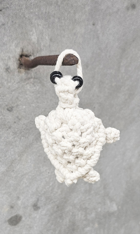 PORTACHIAVI MACRAMÈ TARTARUGA CM 8 - Image 2